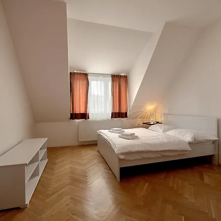Ambiente Serviced - Tallerova