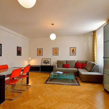 Apartmán Ambiente Serviced - Tallerova *